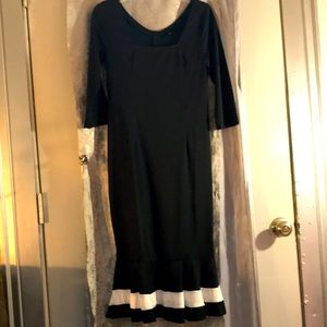 CUTE black midi dress